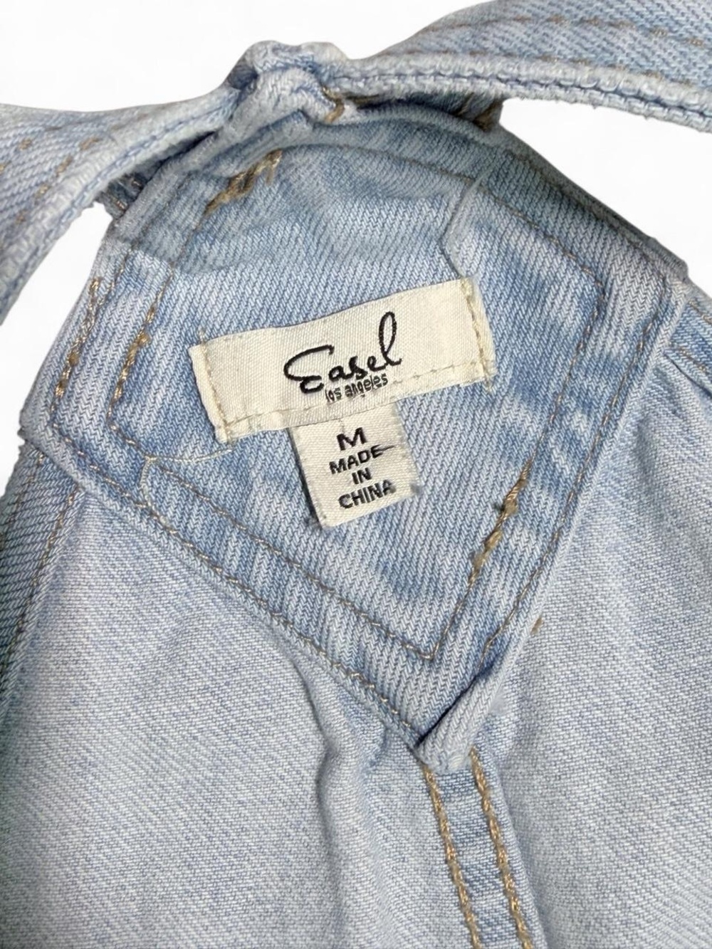 Women's Medium Easel Distressed Light Wash Denim Short Overalls Shortalls Boho - Picture 7 of 11